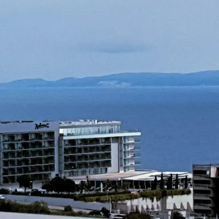 Sea View Tiho *
