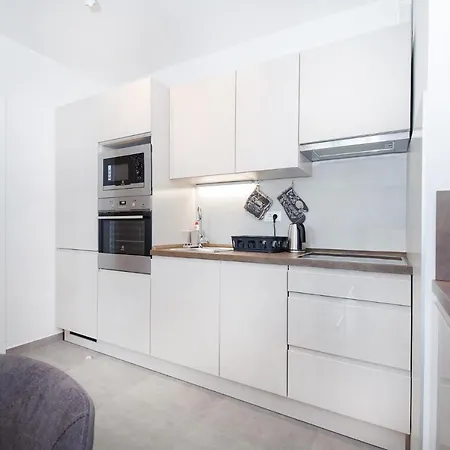 Apartment Sea View Tiho Split